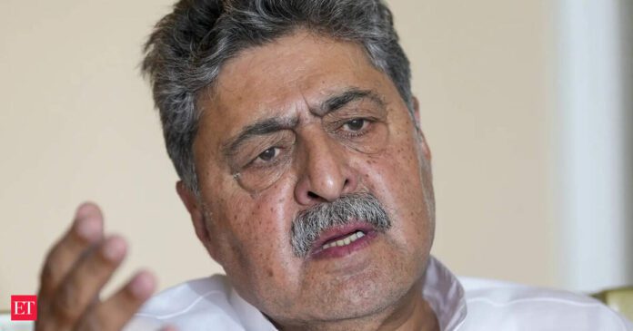 Hurriyat 'irrelevant', Kashmiris must move on, find place for themselves within India: Bilal Lone