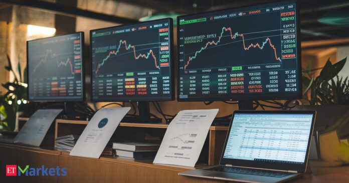 Gift Nifty plunges over 170 points after Trump announces 25% tariff on India