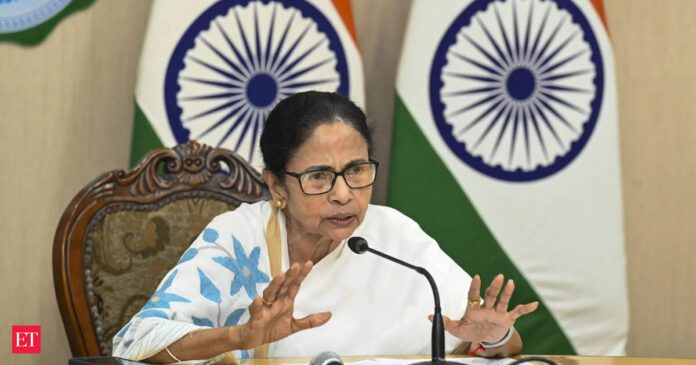 Never expected PM to call us 'thieves', he should respect my chair as I do his: Mamata Banerjee