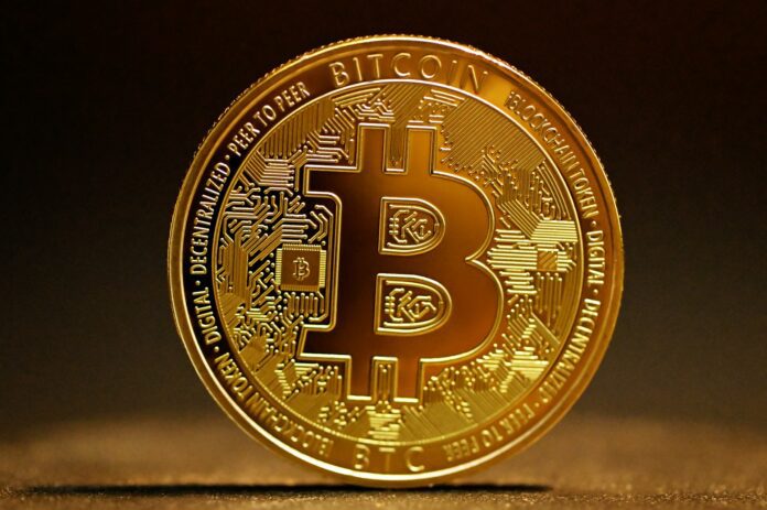 Bitcoin Party Over? Analyst Forecasts Drop To $94,000