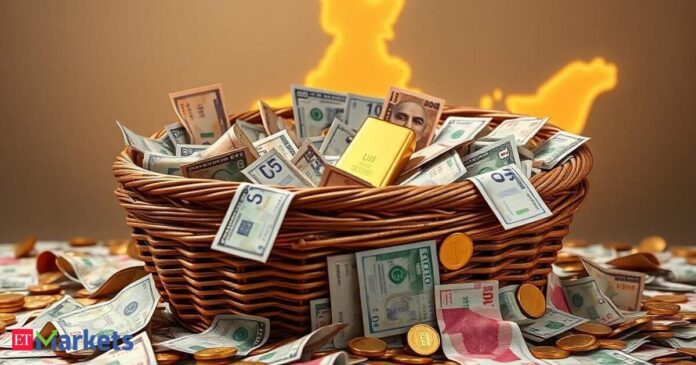India Forex Reserves: India's forex reserves cross $700-billion mark