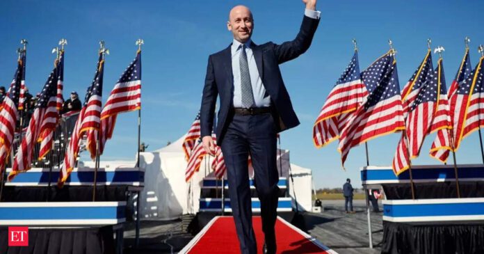 Stephen Miller home sale: Stephen Miller flees Arlington after sidewalk chalk protest forces him to sell beloved home