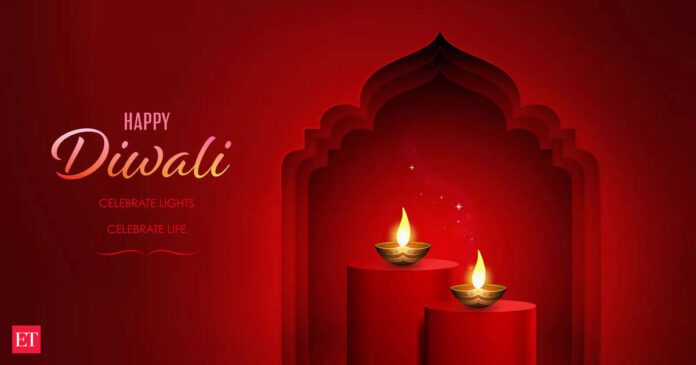Happy Diwali 2025: Wishes, quotes, images, WhatsApp messages, and greetings to share with your family and friends