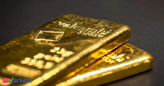 Gold slips below $4,000 per ounce as US-China trade progress cools safe-haven demand